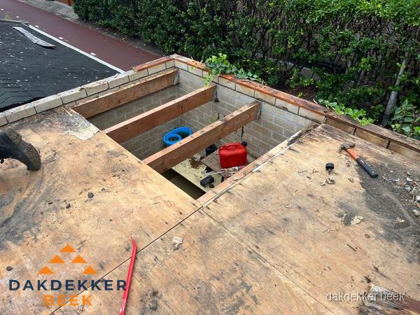 Plat dak vervangen met open constructie in Beek Plat dak vervangen met open constructie in Beek